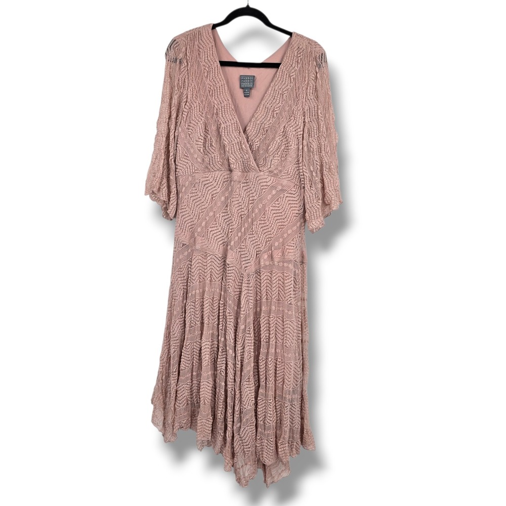 Rabbit Rabbit Rabbit Designs Mauve Chevron Lace Handkerchief Hem Dress Size 18